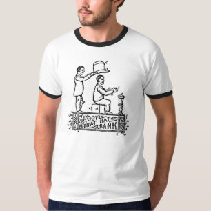 Shoot That Hat Spielzeug-Sparkasse T-Shirt