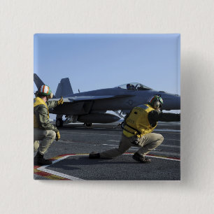 Shooters an Bord der USS George HW Bush Button