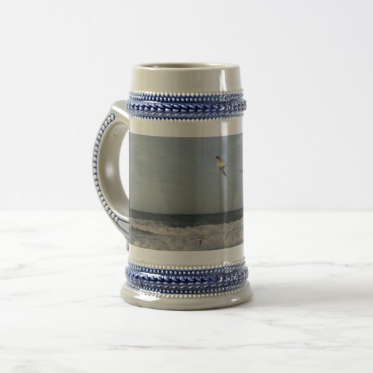 Shore & Sky & Seagulls Gray/Blue 22 oz Stein Bierglas (Vorderseite Links)