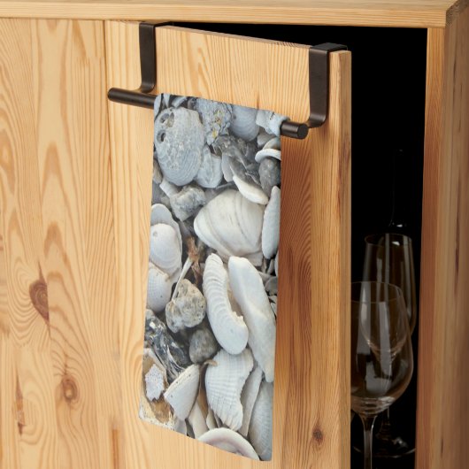 Shoreline Shells Coastal Texture Geschirrtuch (Drittel gefaltet)