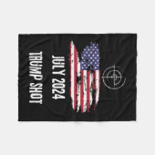 Shot Juli 2024 USA Amerika Fleecedecke (Vorderseite (Horizontal))