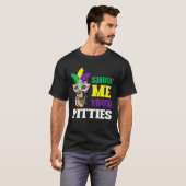 Show Me Your Pitties Mardi Gras Funny Pitbull Dog T-Shirt (Vorne ganz)