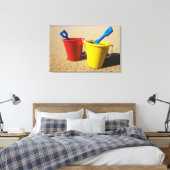 Shows und Pails am Sandstrand Leinwanddruck (Insitu (Schlafzimmer))