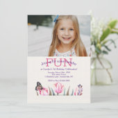 Showy Butterfly Foto Geburtstag Einladung (Stehend Vorderseite)