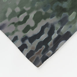 Showy Scaly Plaques, die über dunklen Fonds schwim Fleecedecke