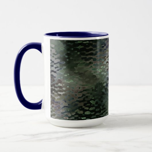 Showy Scaly Plaques, die über dunklen Fonds schwim Tasse (Links)