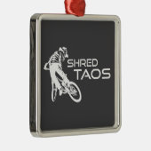 Shred Taos New Mexico Mountain Biking Ornament Aus Metall (Rechts)