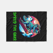 Shred the Gnar Funny Snowboarding Dinosaur T-rex W Fleecedecke (Vorderseite (Horizontal))