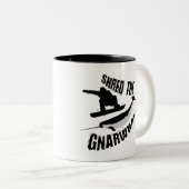 Shred the Gnarwhal Zweifarbige Tasse (VorderseiteRechts)
