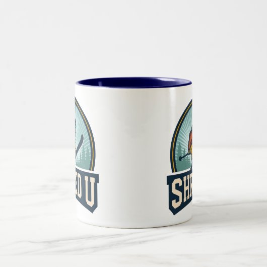 Shred University Skiing Zweifarbige Tasse (Mittel)