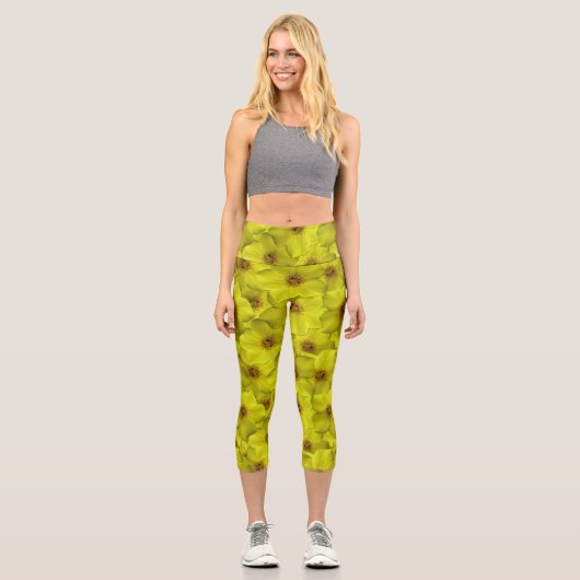 Shrubby Cinquefoil Nahtloses Muster Capri Leggings (Vorderseite)