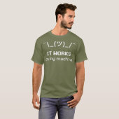 Shrug ASCII-Emoticon funktioniert auf meinem Rechn T-Shirt (Vorne ganz)
