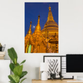 Shwedagon Pagoda in der Nacht, Myanmar Poster (Heimbüro)