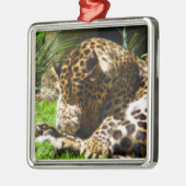 Shy Leopard Ornament Aus Metall (Links)