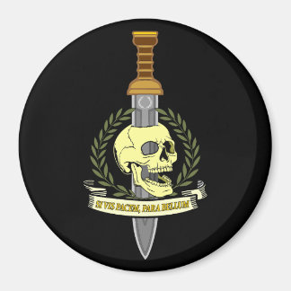 Si Vis Pacem, Para Bellum.. Skull Magnet