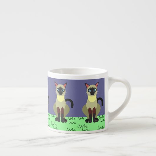 Siamese Cat in the Grass Espresso Cup – Feline Art Espressotasse (Rechts)