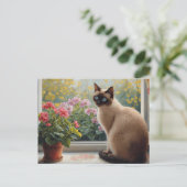 Siamese Cat in the Window with Garden View Postkarte (Stehend Vorderseite)