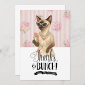 Siamese Cat is holding flower pink rose Dankeskarte (Vorne/Hinten)