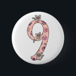 Siamese Cat Ninth Birthday for Kids Cats Button<br><div class="desc">Die siamesische Katze zum neunten Geburtstag. Für jedes Kind,  das neun Jahre alt wird. Niedliche Katzen für Kinder 9. Geburtstag. Die Katzen klettern mit Katzen auf die Nummer neun.</div>