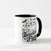 Siamese cat Whispers: Magie in halloween Night Tasse (VorderseiteRechts)