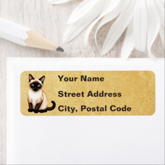 Siamkatze auf altem Papier