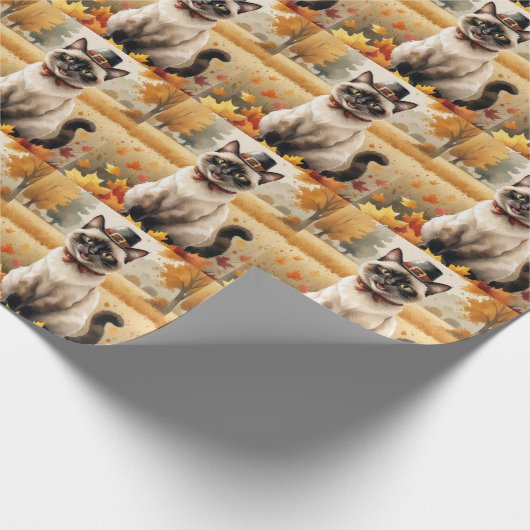 Siamkatze im Herbst hinterlässt Erntedank Art Geschenkpapier (Ecke)