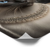 Siamkatze mit Krone und Ketten Poster (Ecke)