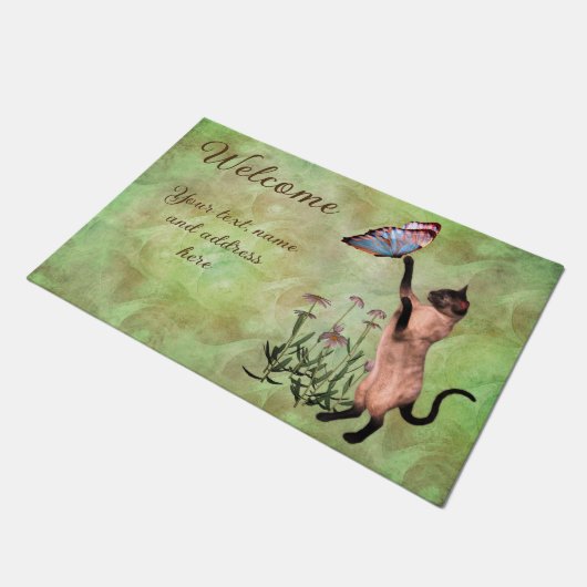 Siamkatze mit Schmetterling Personalisiert Empfang Fußmatte (Schrägansicht)