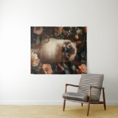 Siamkatze, umgeben von blütenrosa Blume Wandteppich (Beispiel (Horizontal))