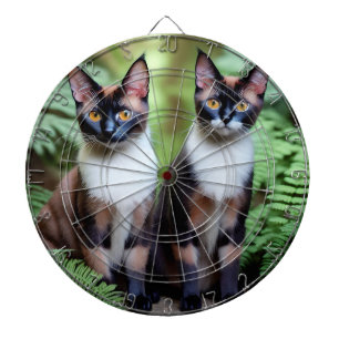 Siamkatzen, Dartboard mit Dartboard Dartscheibe