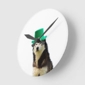 Siberian Husky Dog St. Patrick's Day Runde Wanduhr (Winkel)