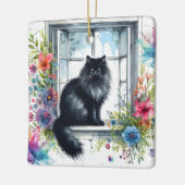 Siberische Katze auf Fenster mit Aquarellbildern Keramikornament (Links)