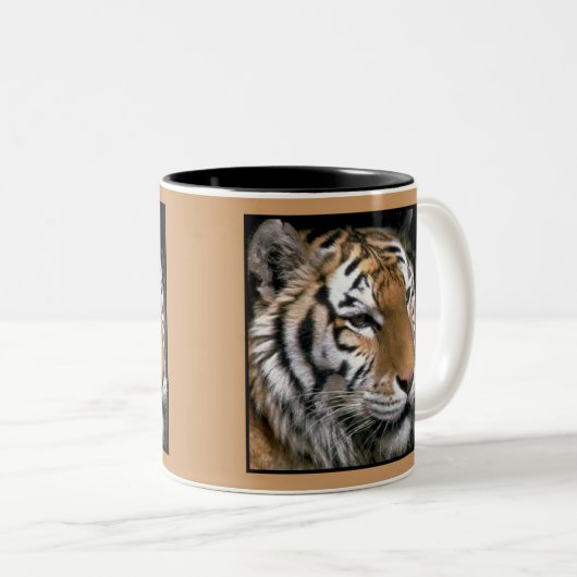 Sibirien Tiger Lounge Kunst Zweifarbige Tasse (VorderseiteRechts)