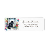 Sibirische schwarze Katze auf Window Summer Floral (Vorne)