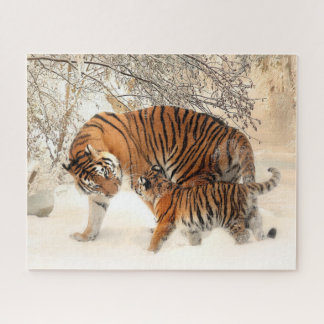 Sibirische Tigermutter und Kitten Puzzle