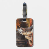 Sibirischer Husky im Herbstausfall Inspiriert Gepäckanhänger (Rückseite vertikal)