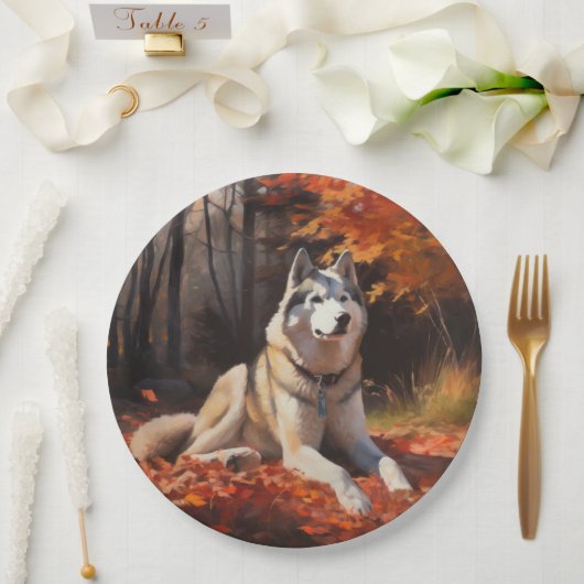 Sibirischer Husky im Herbstausfall Inspiriert Pappteller (Hochzeit)
