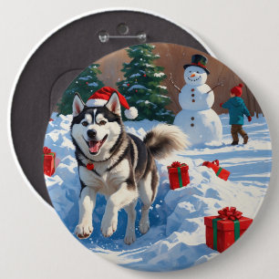 Sibirischer Husky läuft im Schnee mit Weihnachtsmü Button