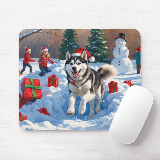 Sibirischer Husky läuft im Schnee mit Weihnachtsmü Mousepad (Mit Mouse)