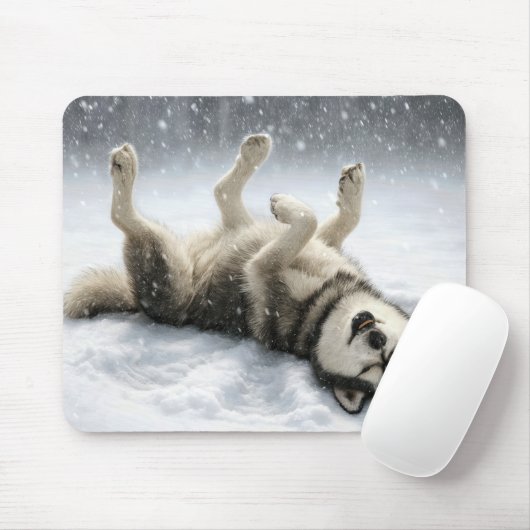 Sibirischer Husky macht einen Schneengel Mousepad (Mit Mouse)