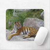 Sibirischer Tiger Relaxen auf einem Felsen Mousepad (Mit Mouse)