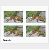 Sibirischer Tiger Relaxen auf einem Felsen Rechteckiger Aufkleber (Blatt)