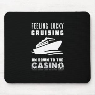 Sich Glücklich Fühlend Zum Casino-Pokerchip-Kreuzf Mousepad