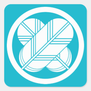 Sich kreuzende Habichtfedern mit Fuß im Kreis Quadratischer Aufkleber