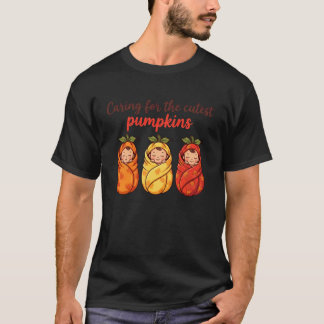Sich um die süßesten Kürbisse kümmern Nicu Kranken T-Shirt