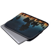 Sichelförmiger Mond und ein Stern auf Laptopschutzhülle (Vorne Knopf)