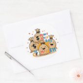 Sicher, hier ist ein Bild eines T - Shirt mit dem Runder Aufkleber (Umschlag)