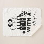 Sicher trinken mit einer Krankenschwester Sherpadecke (Vorderseite (Horizontal))