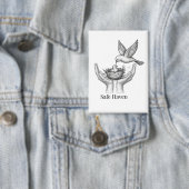 Sichere Zuflucht - Vogel in Menschenhand Naturkuns Button (Insitu)