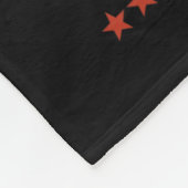 Sicherer Spitz für Haustiere - Trump 2024 Fleecedecke (Ecke)